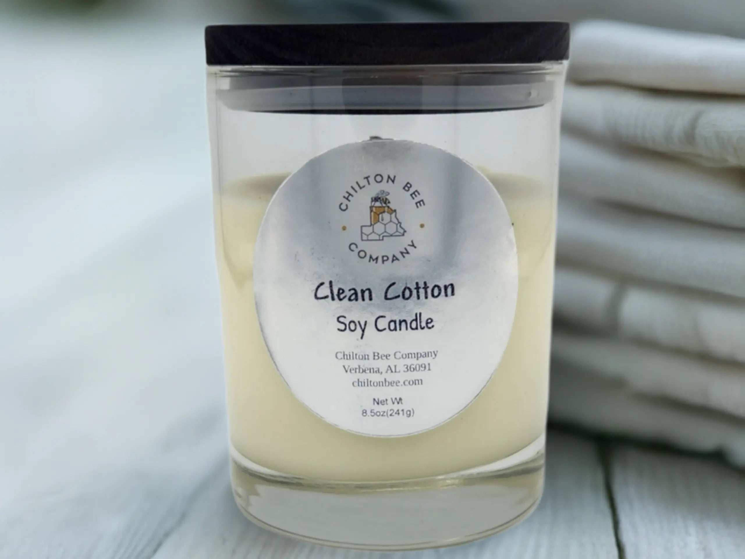 Single Wick Soy Candle by Chilton Bee Company, scented candle detail photo 10