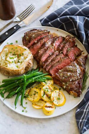 Igotchu Steak seasoning detail view by Igotchu Seasonings