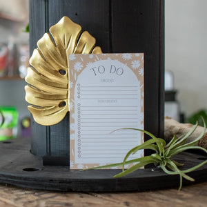 Tan and White Floral - To Do Notepad Still Magnolia
