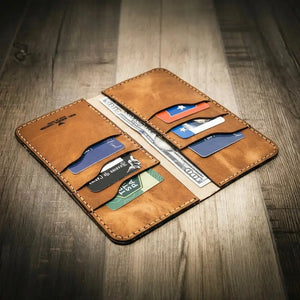 The Houstonian Long Wallet by Bull Sheath Leather, handmade leather goods detail photo 4