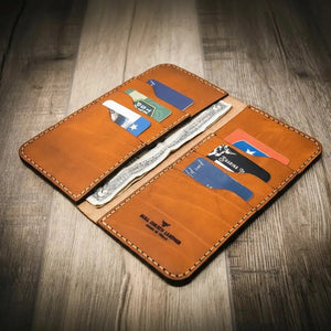 The Houstonian Long Wallet by Bull Sheath Leather, handmade leather goods detail photo 9