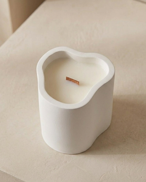 Neva white sculptural coconut soy candle by Believe Candle – product view 2