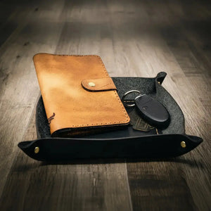 Handmade leather valet tray product view