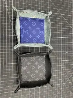 Valet trey by Kw Leatherworks, handmade leather goods detail photo 7