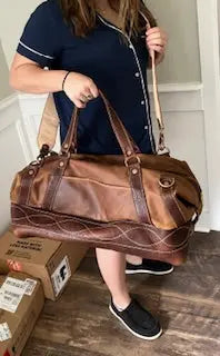 Weekend Bag by Kw Leatherworks, handmade leather goods detail photo 8