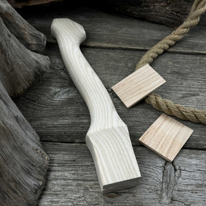 Ash Wood Axe Handle with Red Oak Wedges, 33 cm (12.99 inches)