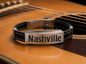 Bracelet with 'Nashville' engraving on an acoustic guitar