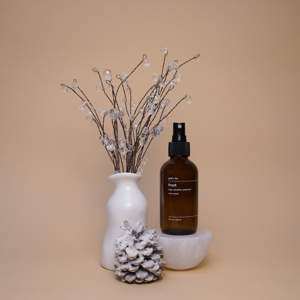Frost room + linen spray by gold + ivy, room spray detail photo 2