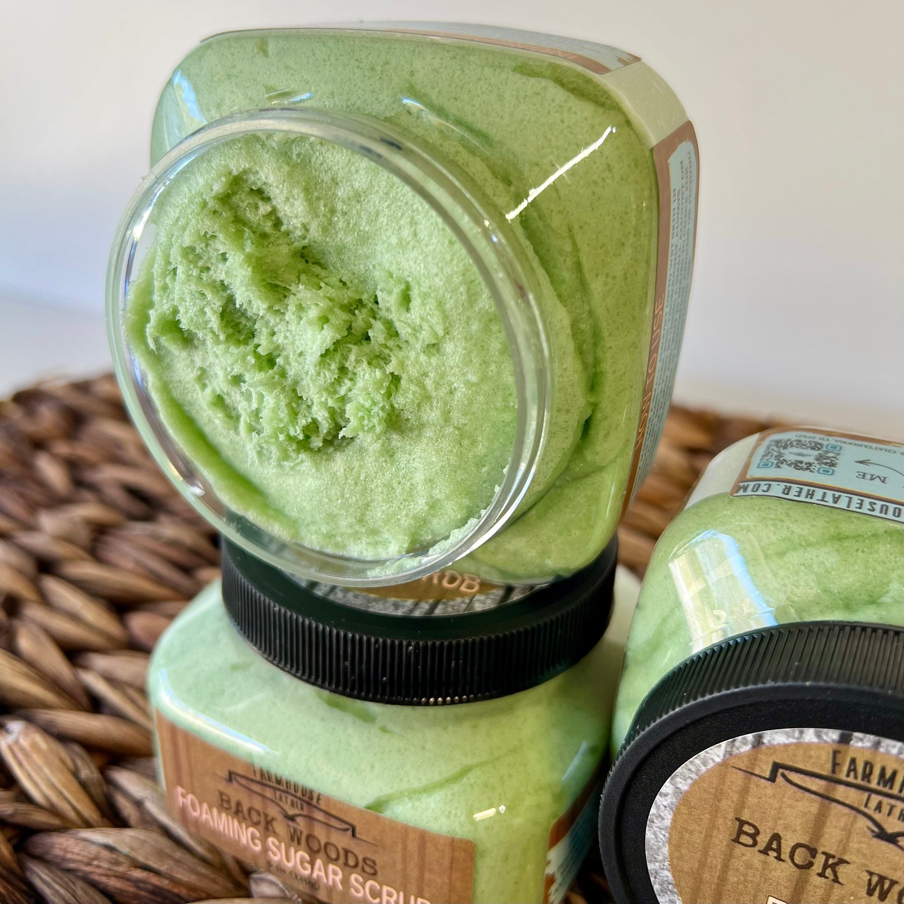 Farmhouse Lather Back Woods foaming sugar scrub handmade bath and body product from Chattanooga Tennessee