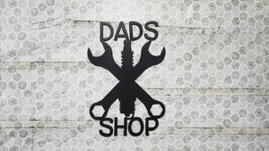 Dad’s Garage Shop Metal Sign – Modern Mancave Art, Cool Gift for Fathers & Workshop Decor