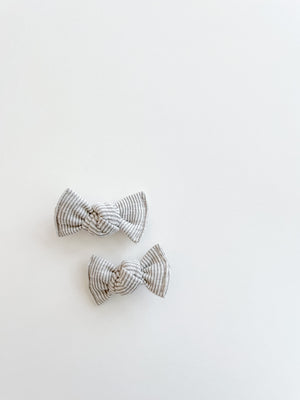 Light Grey Ribbed Knot Bow by Boosh Baby image 1