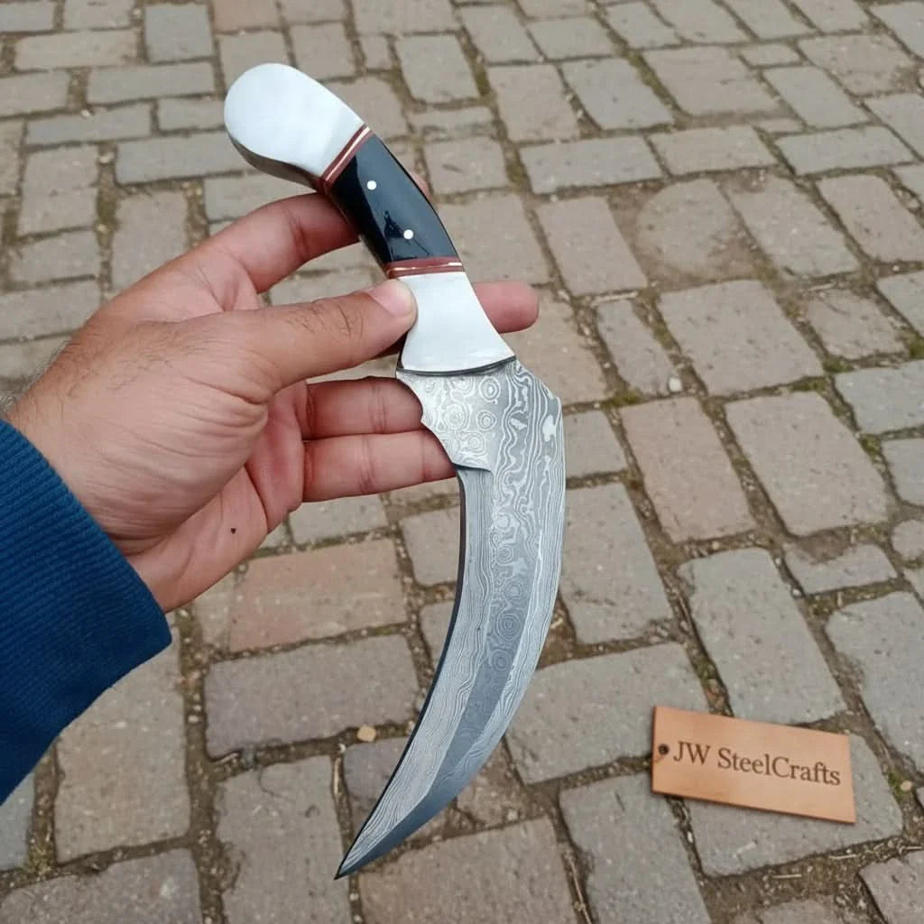 Karambit Knife with Black horn and Stainless steel handle. by JW SteelCrafts, Damascus knife detail photo 2
