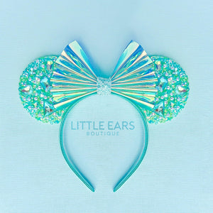 Mint Iridescent Sparkle Ears by Little Ears Boutique, scented candle main product photo