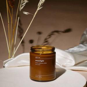 Moonlight by gold + ivy, scented candle detail photo 3