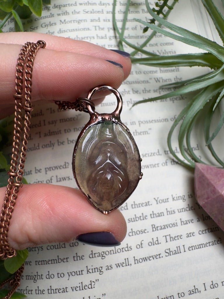 Moss Agate Yoni Necklace