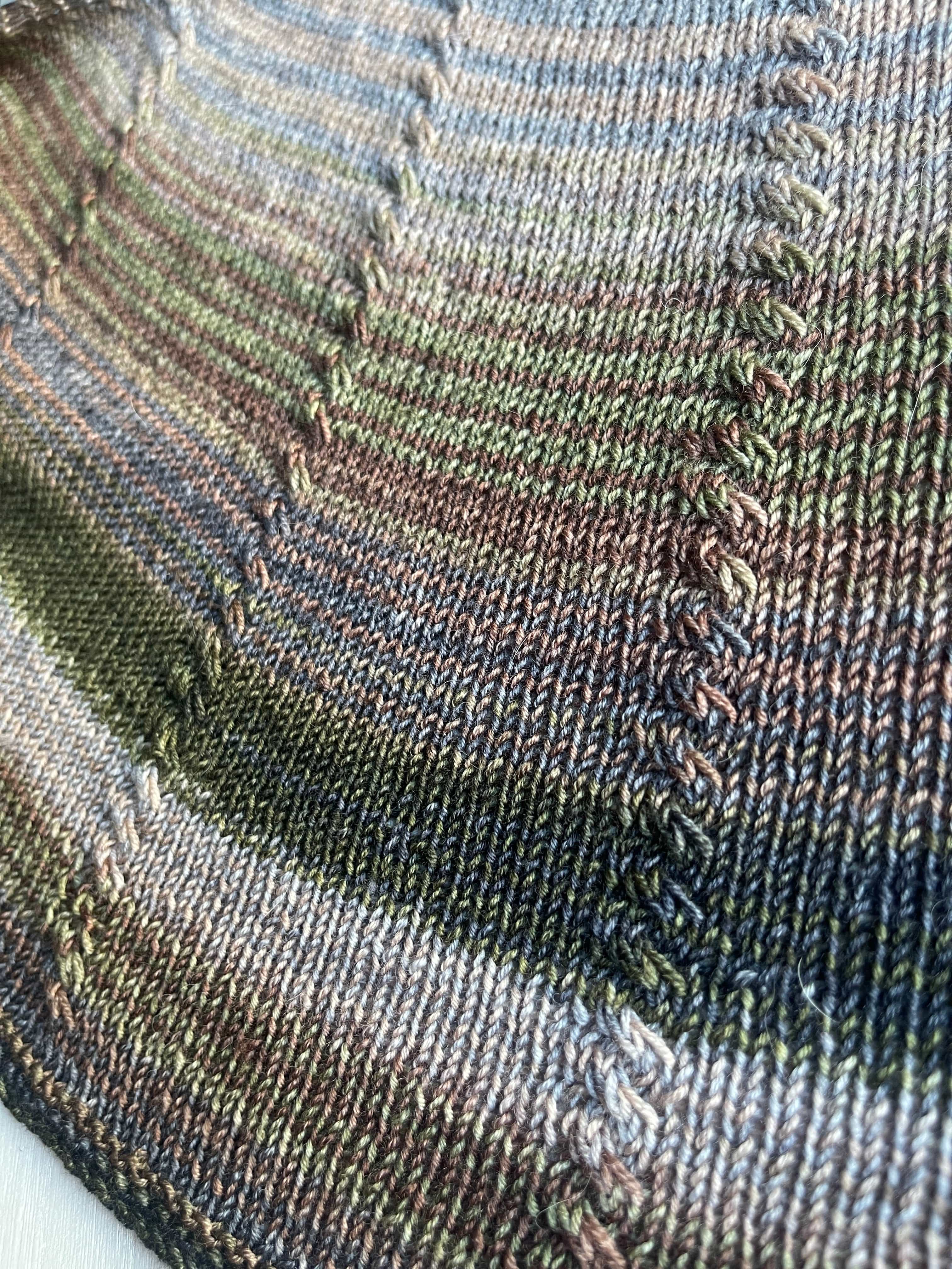 Canyon Ridge Crescent Shawl Pattern - Digital pattern