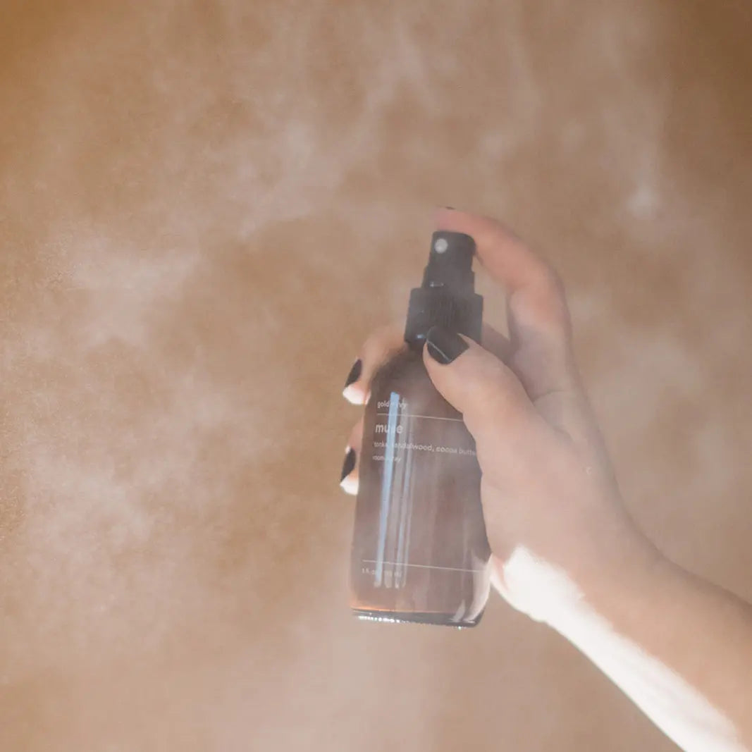 Muse room spray by gold + ivy, scented candle detail photo 2